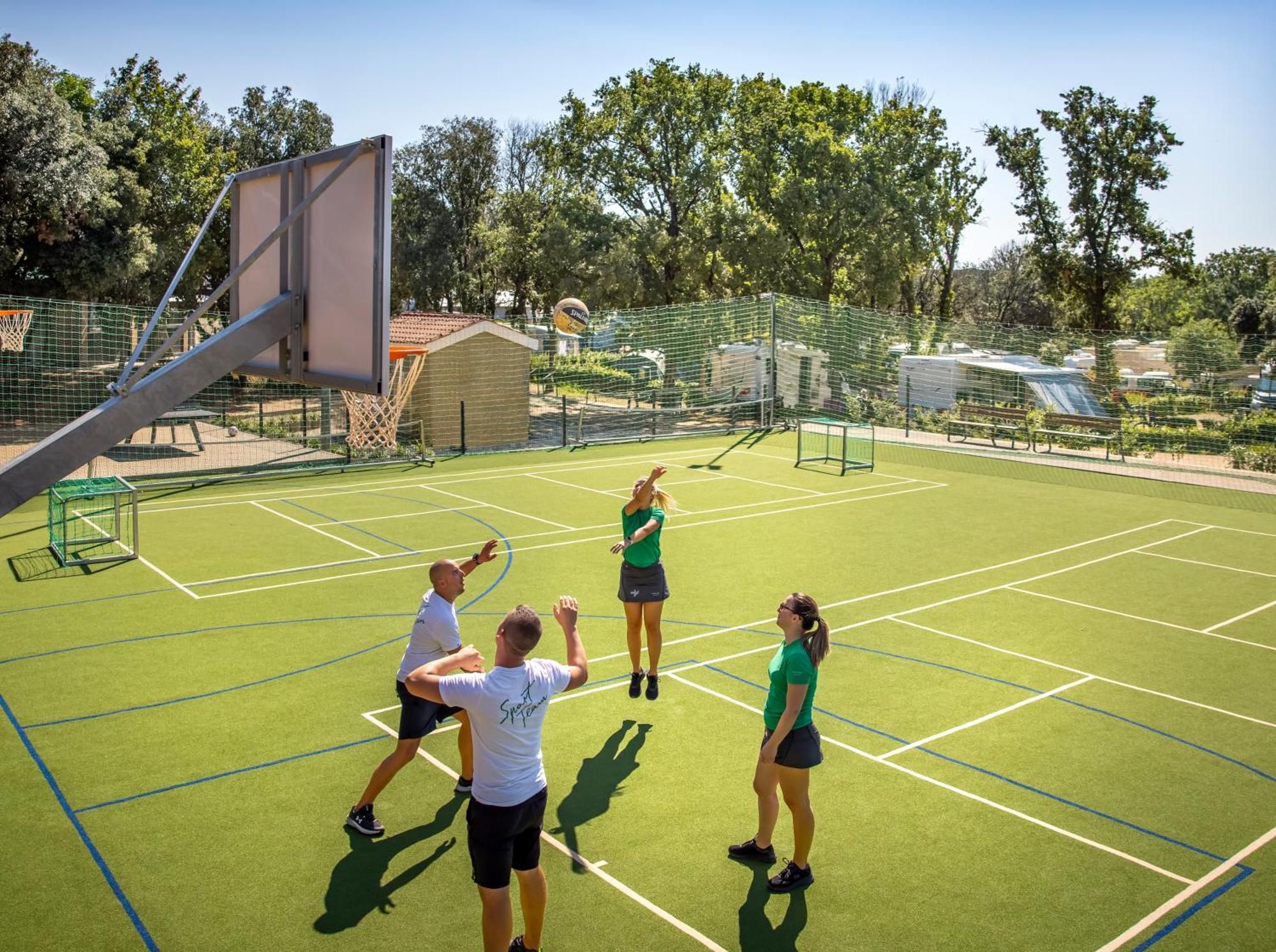 Maistra Camping Vestar Pitches Rovigno Esterno foto